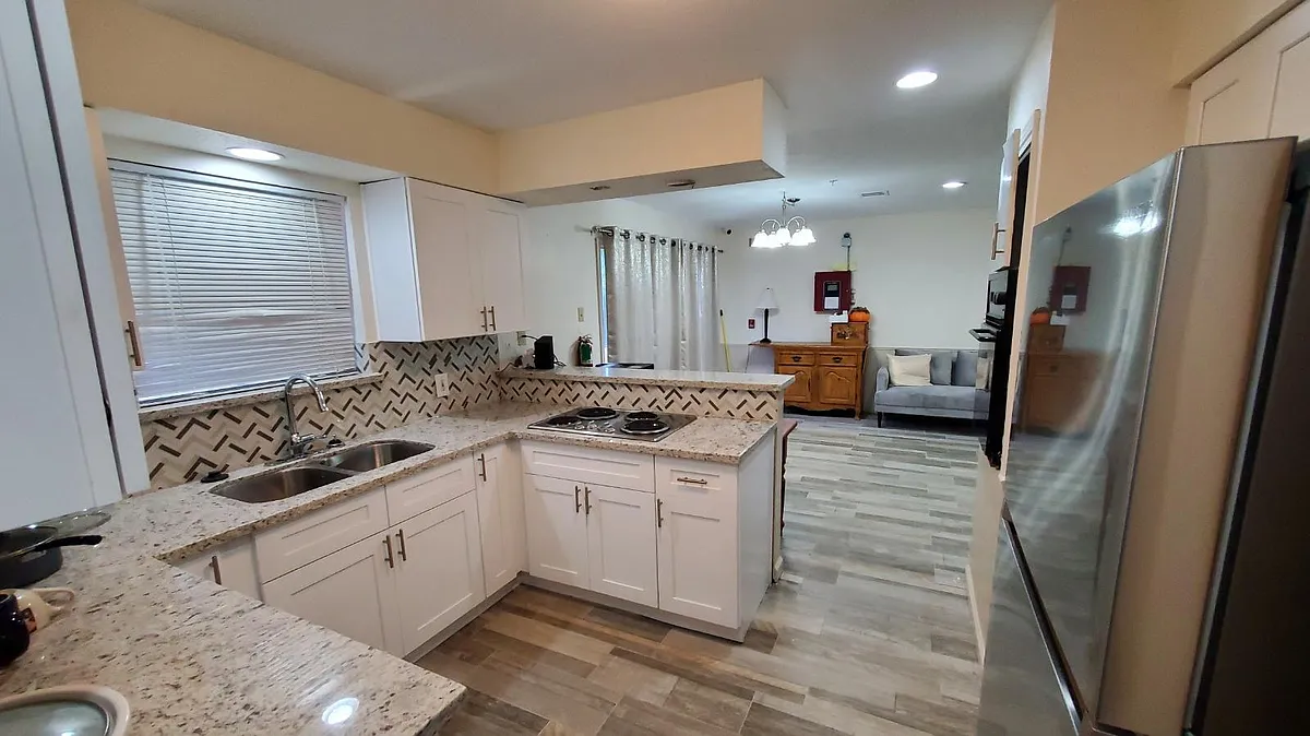 Building Photo - 5807 Old Lodge Dr