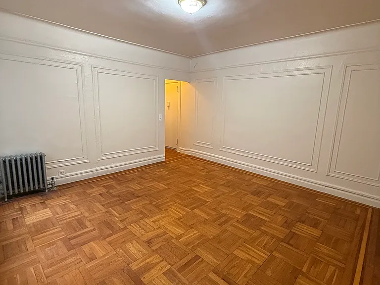 3175 Grand Concourse #1 — Photo 2