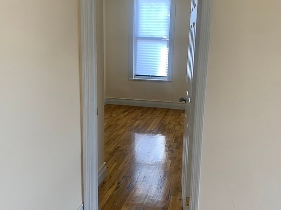 4th image of 87 Saint Nicholas Pl APT 42