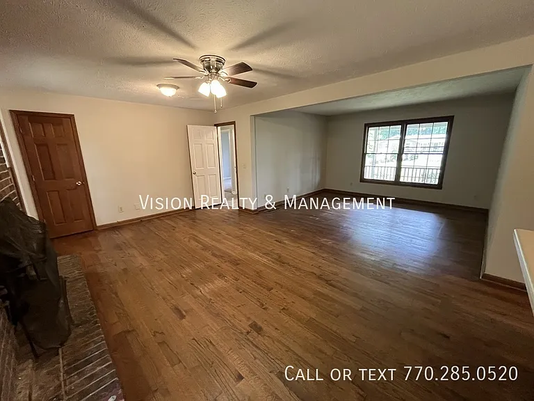 55 S Greenwood Dr — Photo 33
