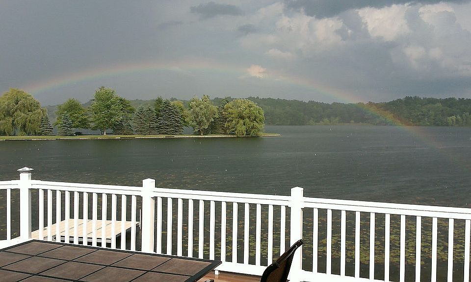 1st image of 6074 Island Dr