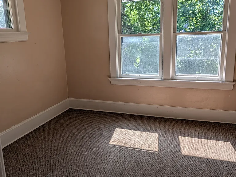 5611 Jefferson Ave #2 — Photo 8