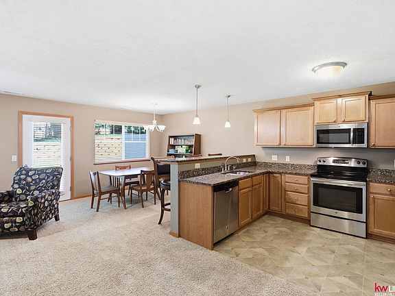5th image of 4215 N 18th St