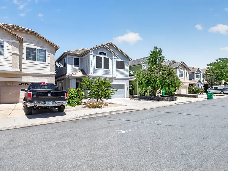 Street view of 1128 Harbour Coves Ct.
Sparks, NV.
(Blue Home)