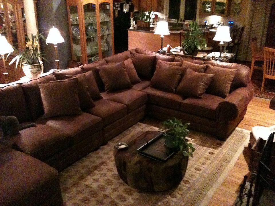 living area w/kitchen