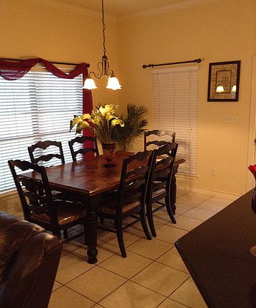 5th image of 121 Crestway