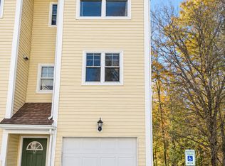 527 W Thames St UNIT 12, Norwich, CT 06360