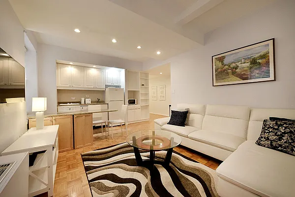 Rented by Manhattan Management Group | media 2