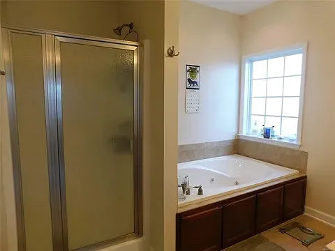 102 Planters Ct — Photo 9
