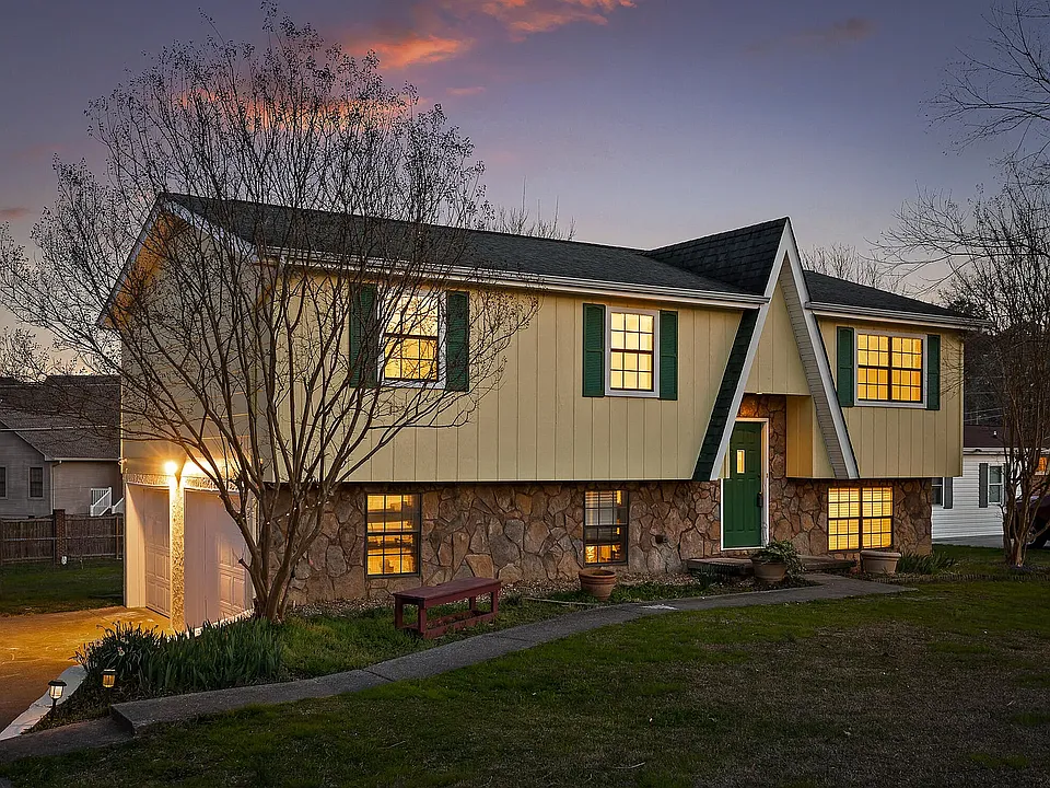 1620 Fernwood Cir