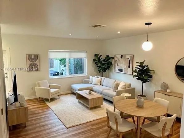 3063 Center St #15, Miami, FL 33133