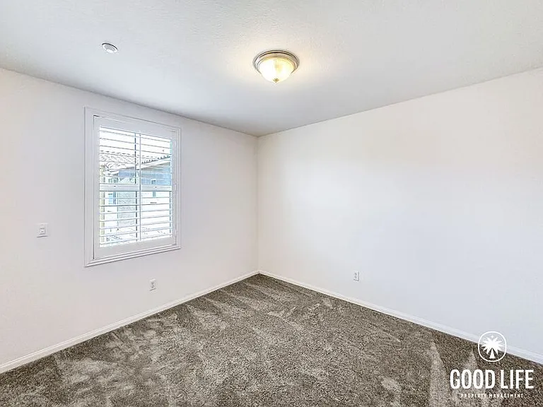 1823 Peach Ct #3 — Photo 12
