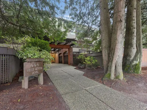 444 W 49th Ave #211, Vancouver, BC V5Y 3V4