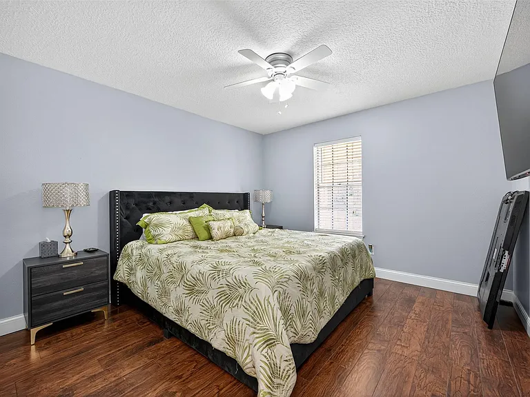 3602 Blue Cypress Dr — Photo 32