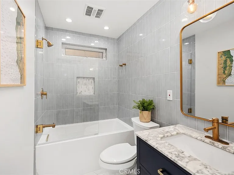 31888 Hillside Ln — Photo 5