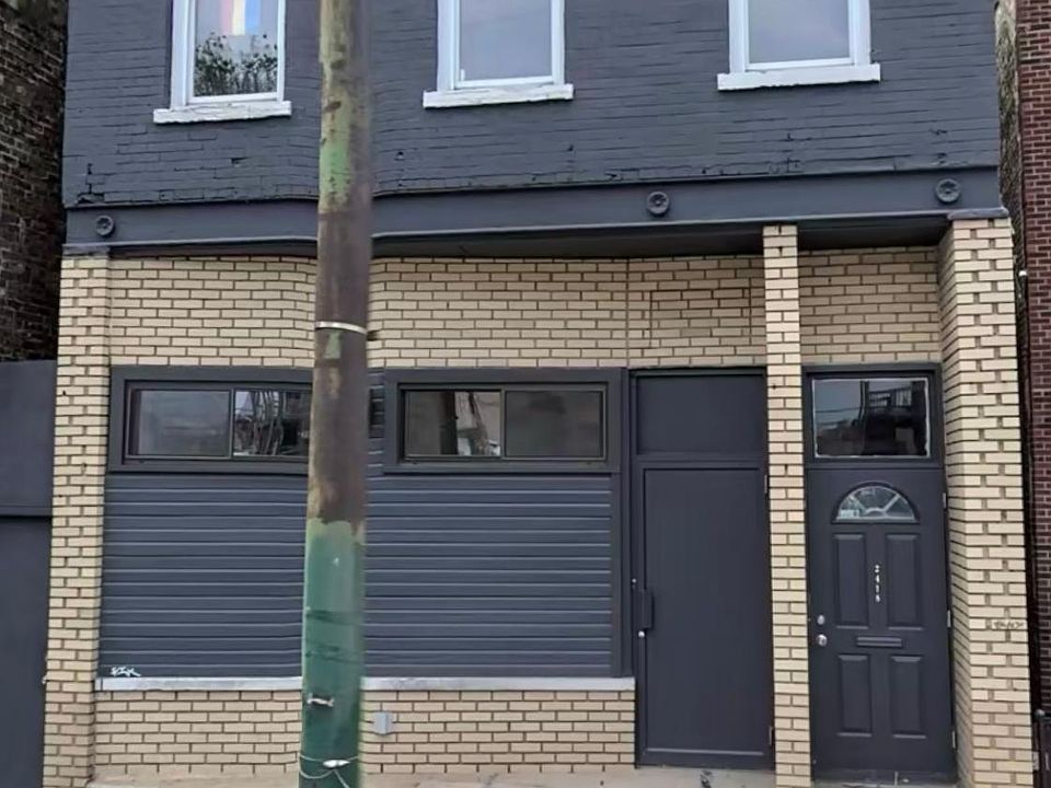 1st image of 2418 S Western Ave #2