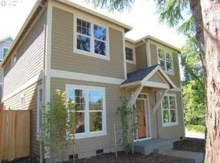 6813 SW 52nd Ave, Portland, OR 97219