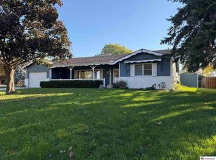 12605 Cryer Ave, Omaha, NE 68144