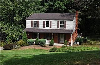 1st image of 347 Lincoln Dr