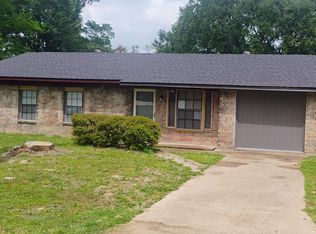 501 Giraud St, Mineola, TX 75773