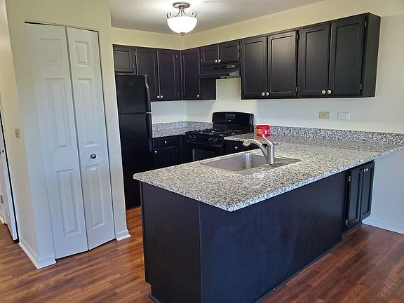 5th image of 273 Doral Ct #7