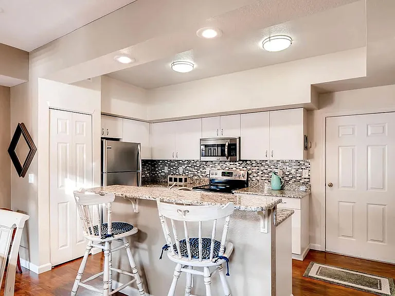 6506 Silver Mesa Dr #C — Photo 11