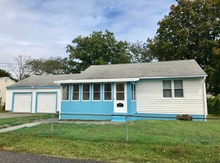 47 Maple Ave, Villas, NJ 08251