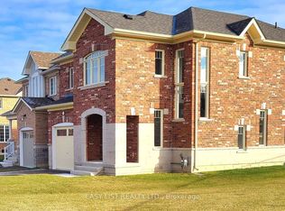 359 Ritas Ave, Newmarket, ON L3X2N1