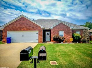 1685 Hosta, Conway, AR 72034