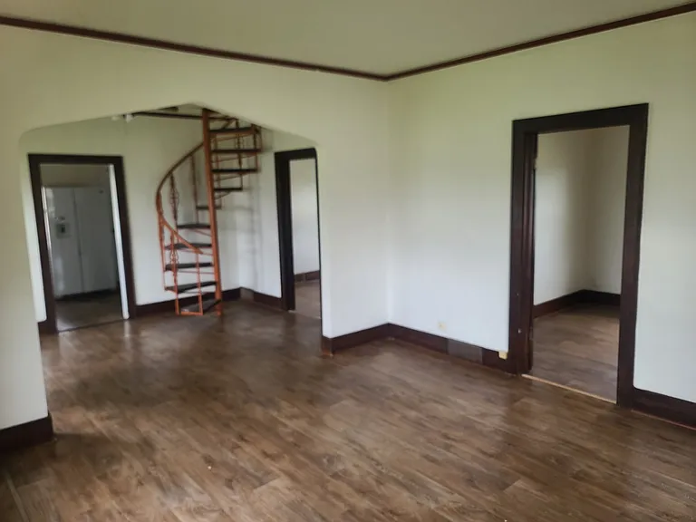 1113 Highway 79 E — Photo 4