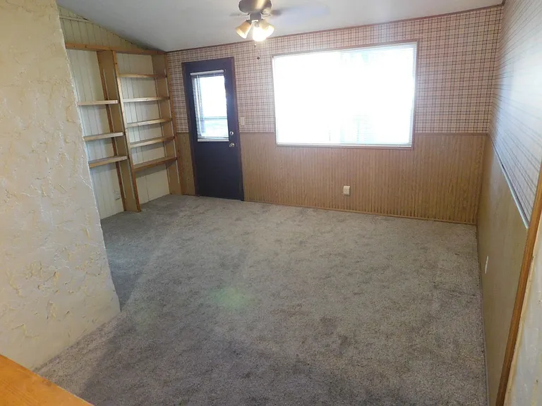 563 E Good Hope Cir #E — Photo 7