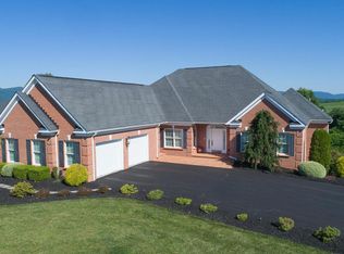 389 Summit Ridge Rd, Daleville, VA 24083