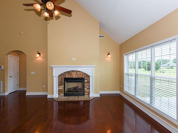 5th image of 519 Secrist Springs Ln