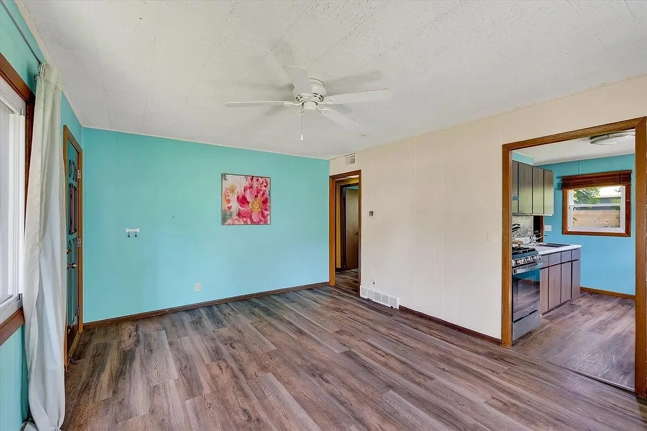 2 bed, 714 sqft, $2,695 — Photo 4