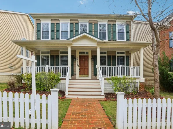 12618 Blue Sky Dr, Clarksburg, MD 20871