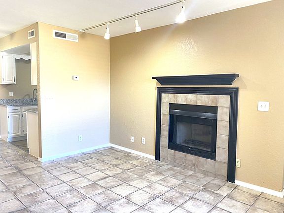 3rd image of 11140 N Stratford Dr #505