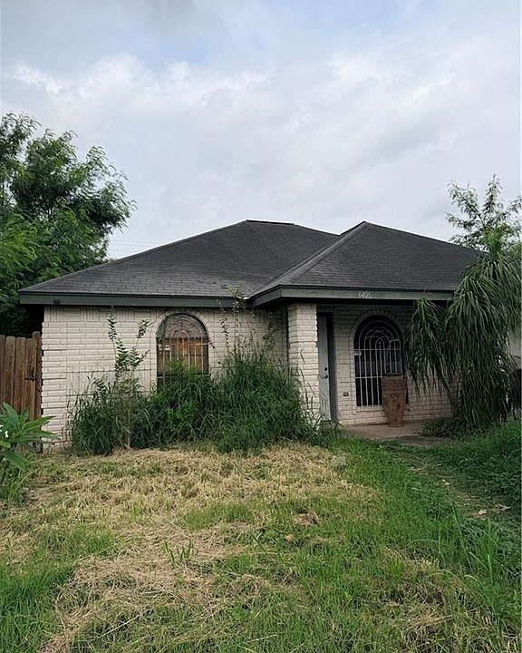 1st image of 6406 S Rivera St