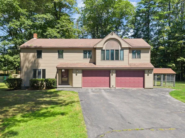 12 Pinewood Drive, Belgrade, ME 04917