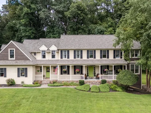1039 Harmony Hill Rd, Downingtown, PA 19335