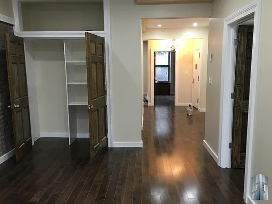 Rented by Skyline Group Real Estate | media 42