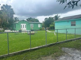 5210 Club Rd, Haverhill, FL 33415