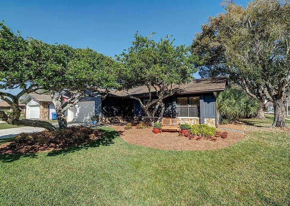 1st image of 16201 Parkside Dr