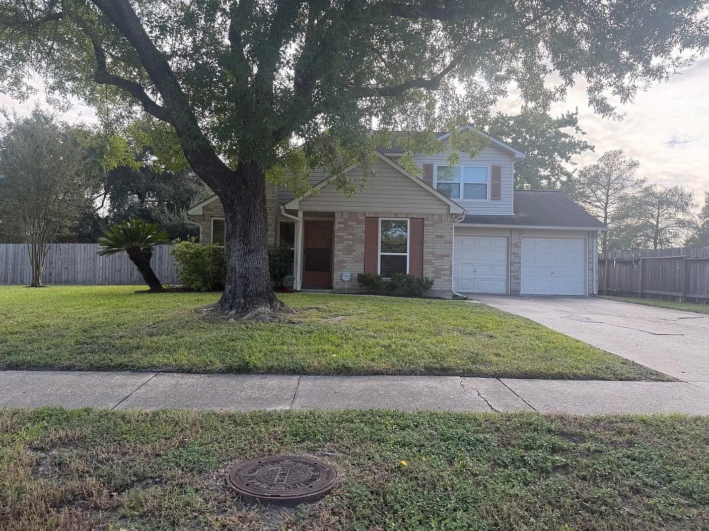 3 bed, 2.0 bath, 1444 sqft, $1,900 — Photo 2