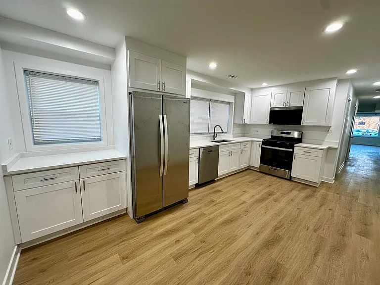 232 Callan Ave #1 — Photo 1