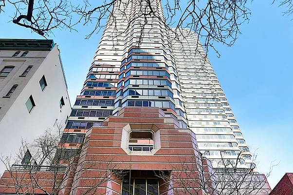 Rented by Nest Seekers International | media 28