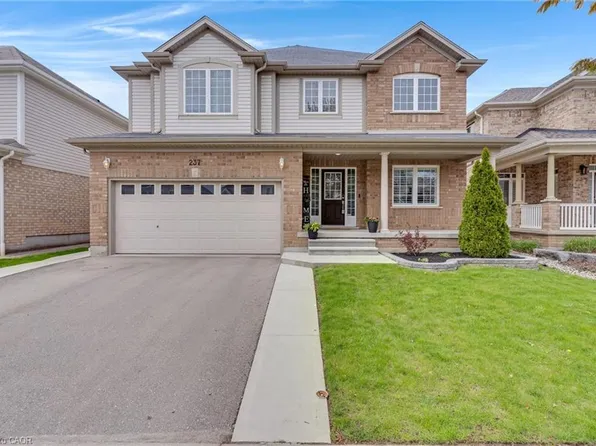 237 Waterbend Cres, Kitchener, ON N2A 4L3