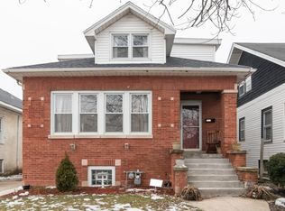 1822 S 12th Ave, Maywood, IL 60153