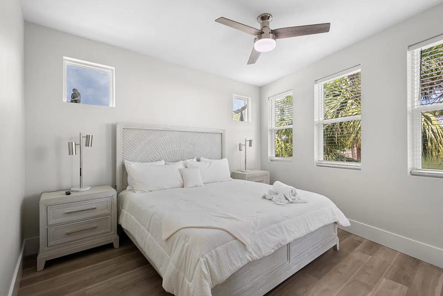 3 bed, 2.0 bath, 1797 sqft, $14,769 — Photo 3