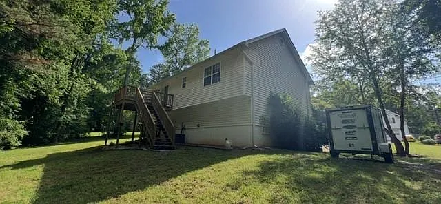 279 Fairview Dr — Photo 2