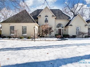 5332 Rymoor Dr, Sylvania, OH 43560